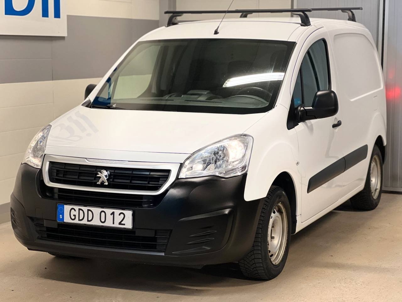 Peugeot Partner Skåpbil 1.6 BlueHDi 75hk 2018, photo 2/19