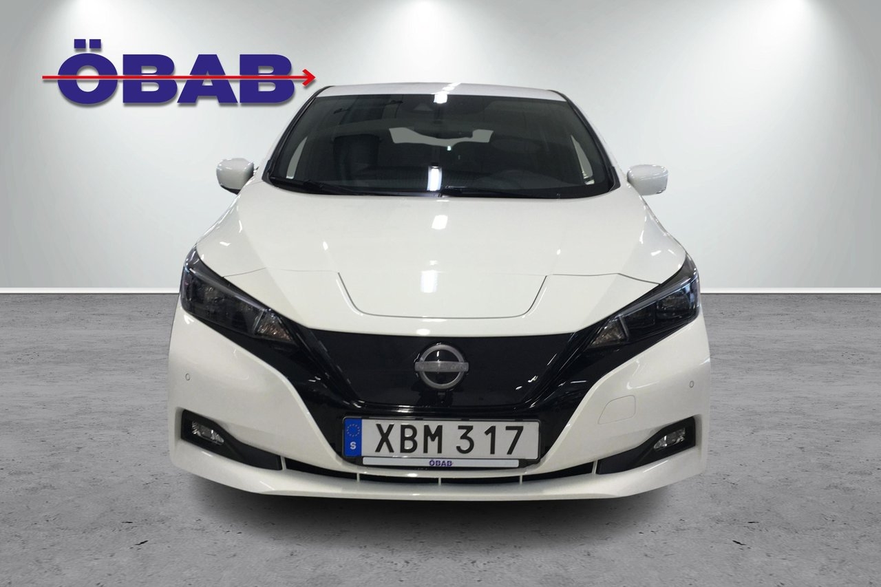 Nissan Leaf E+ N-Connecta 59 KWh 214 hk 2023, bild 2/10