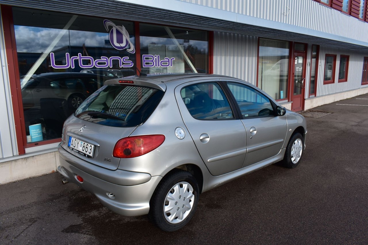 Peugeot 206 1.4 XS (75hk) Ny Besiktad 2007, bild 4/10