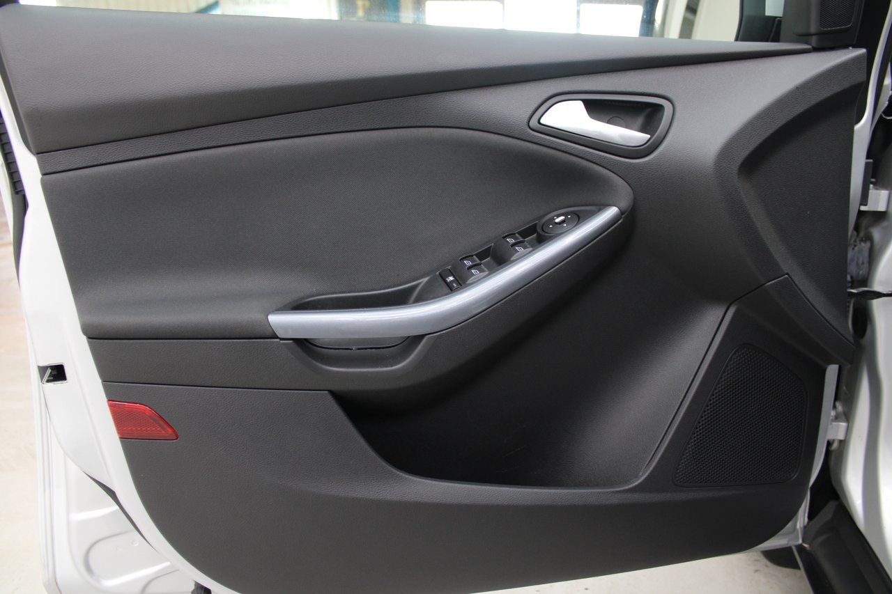 Ford Focus 1.0 EcoBoost Titanium Endast 2012, bild 6/10