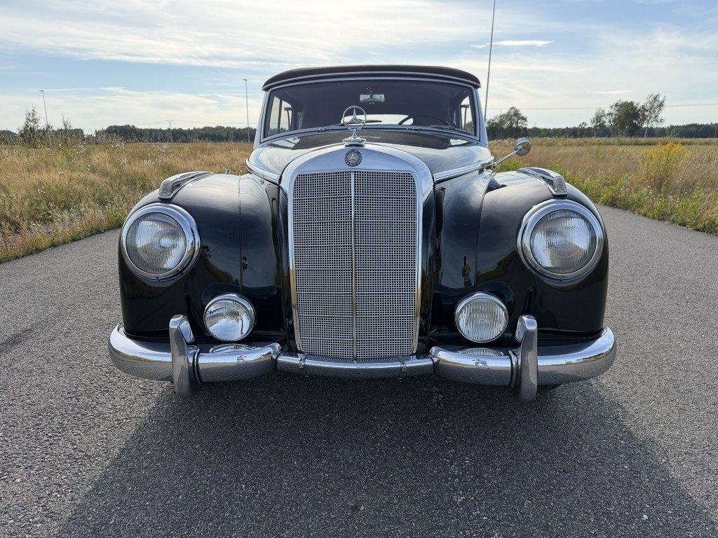Mercedes-Benz W186 300 Convertible 1953, bild 6/38
