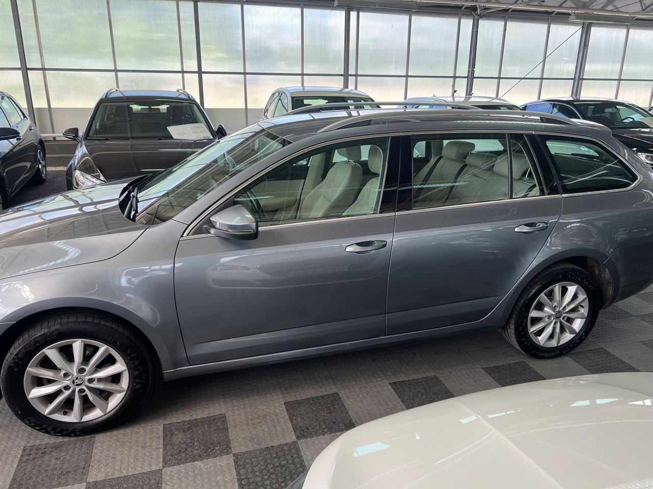 Skoda Octavia 2014, bild 7/10
