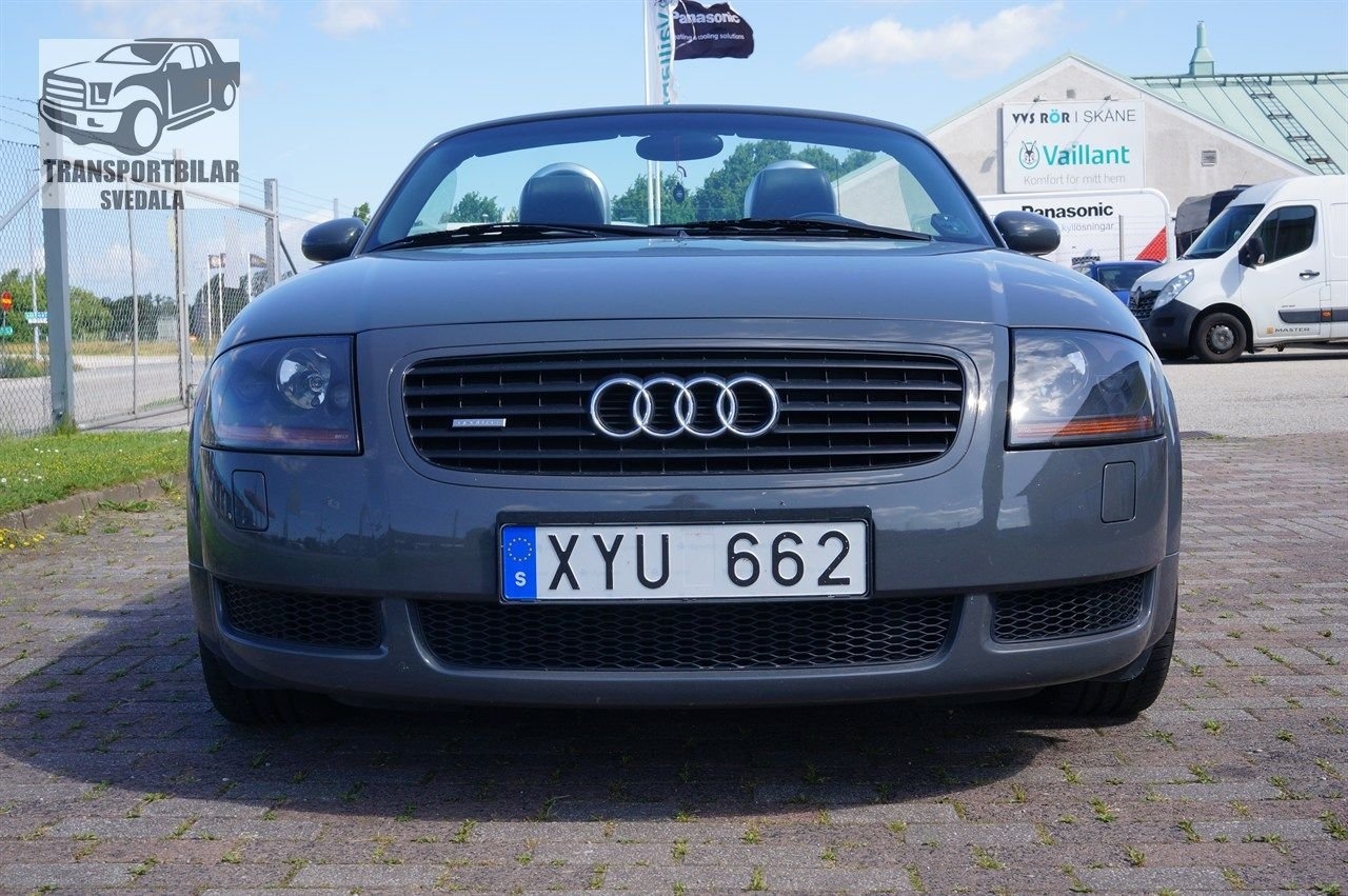 Audi TT 2000, photo 2/11