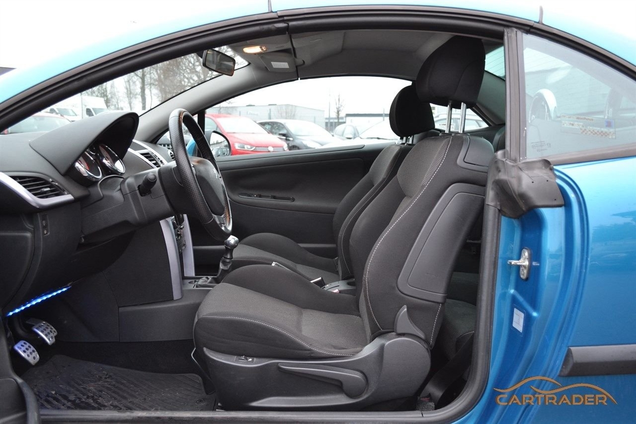 Peugeot 207 CC 1.6 VTi 120hk 2007, bild 7/10