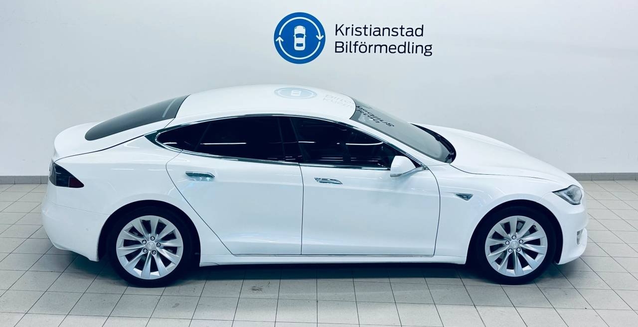 Tesla Model S 75 2016, photo 7/10