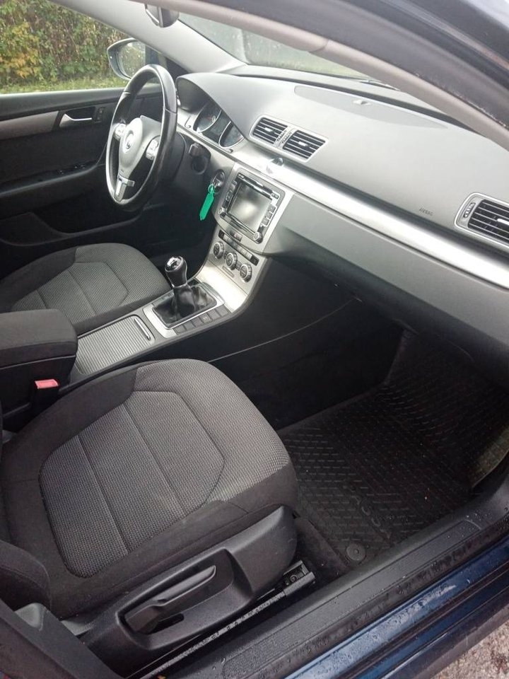 Volkswagen Passat 2013, bild 7/10