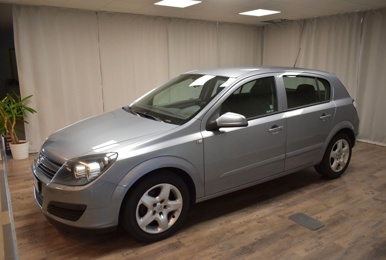 Opel Astra 1.6 ECOTEC (105hk) 2007, bild 3/18