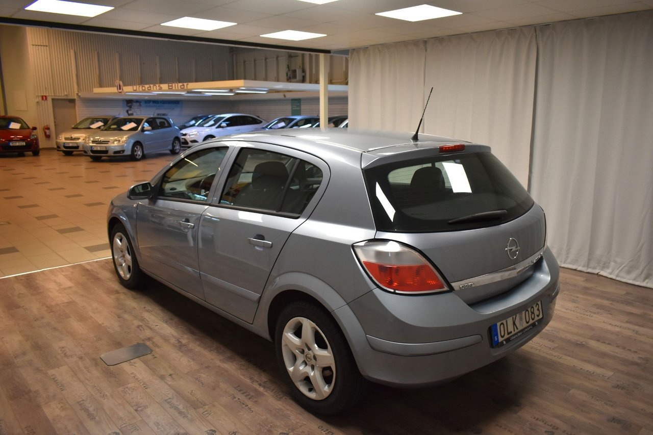 Opel Astra 1.6 ECOTEC (105hk) 2007, bild 4/18