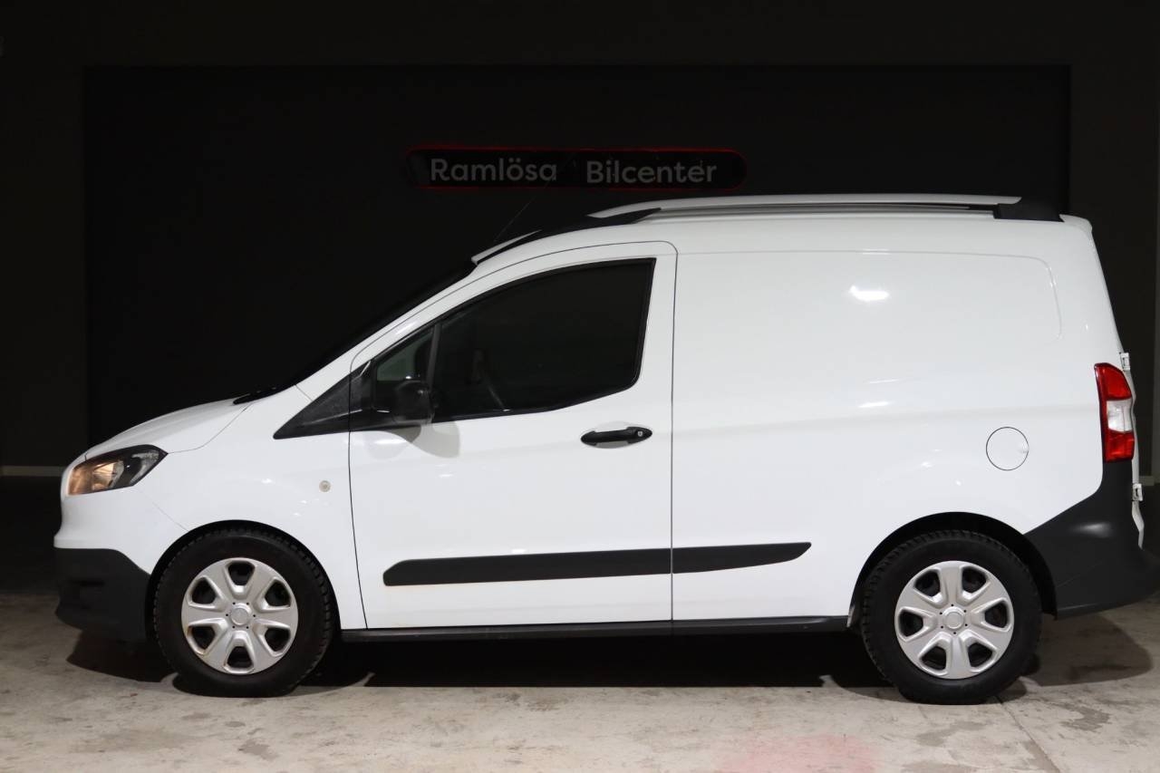 Ford Transit Courier 2017, photo 2/10