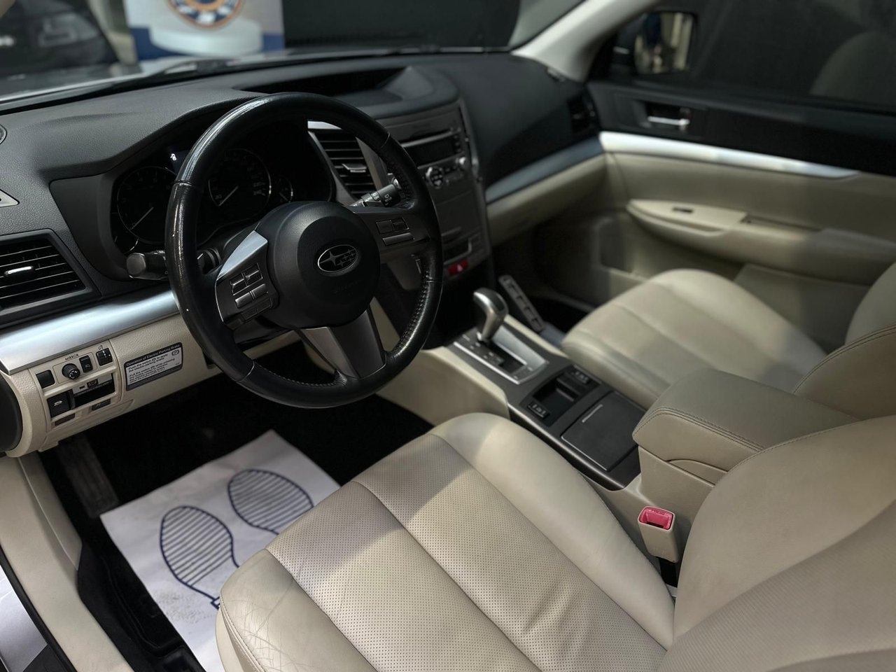 Subaru Outback 2011, photo 7/30