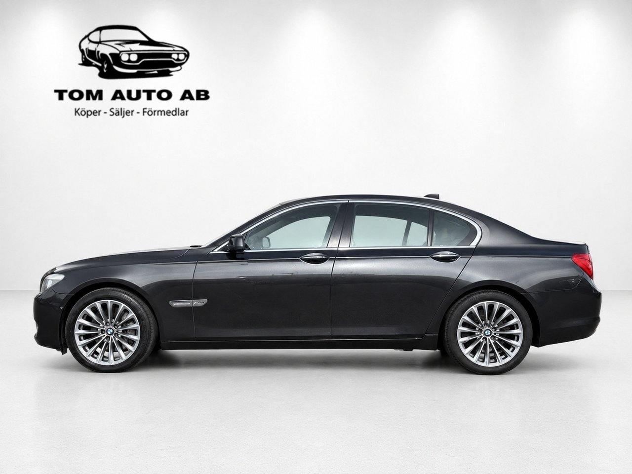 BMW 750 2011, bild 3/23