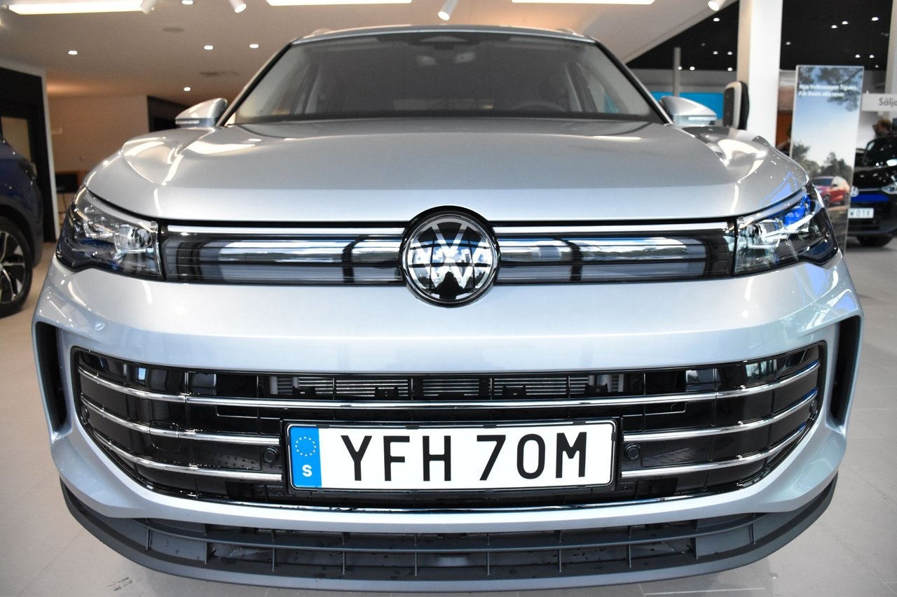 Volkswagen Tiguan Nya 2.0 TDI 4M 2024, photo 2/10