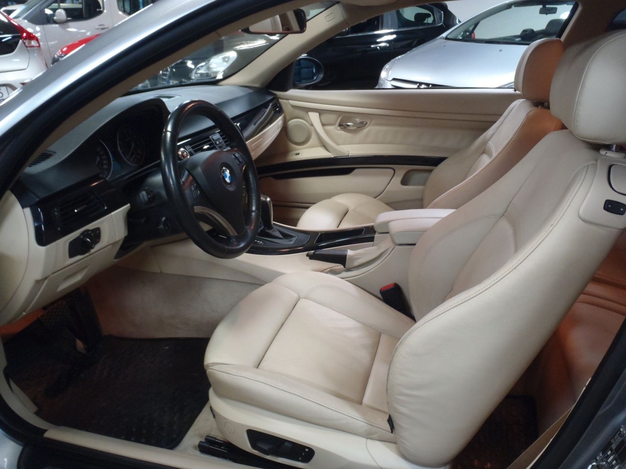 BMW 335 2007, bild 6/10