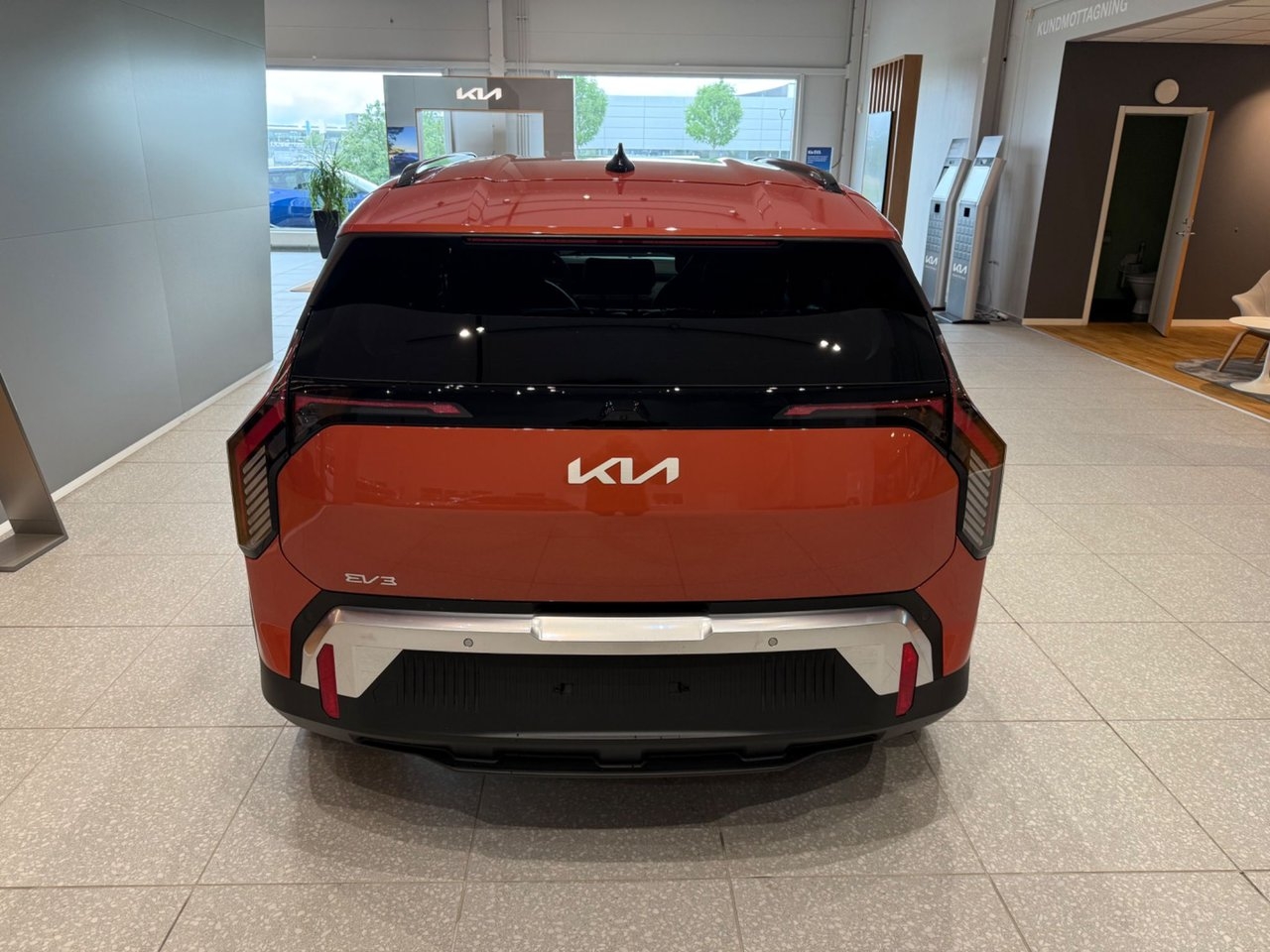 Kia EV3 83kWh 2026, bild 3/11