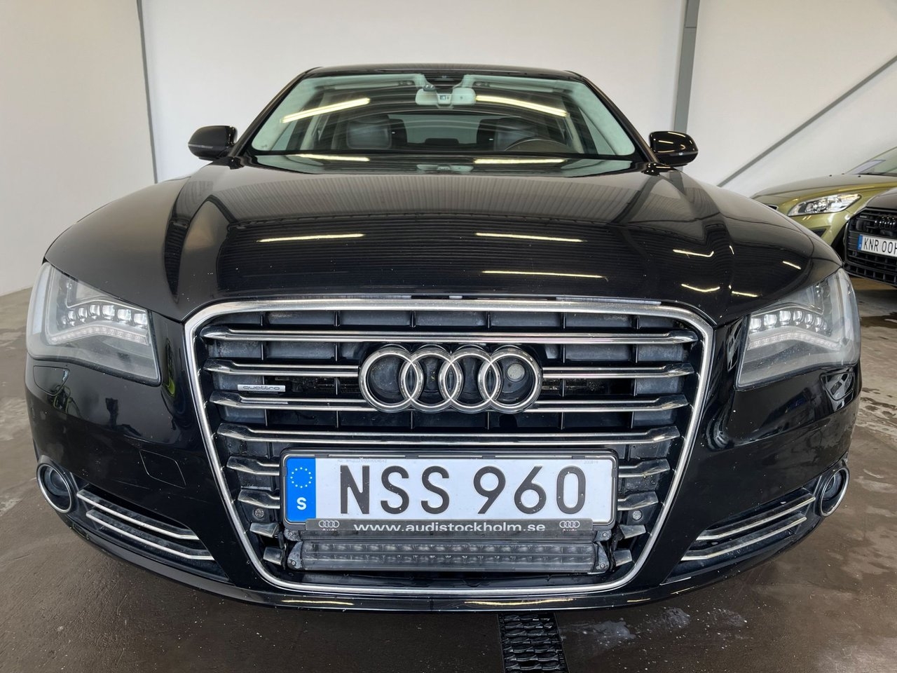 Audi A8 2010, bild 3/10