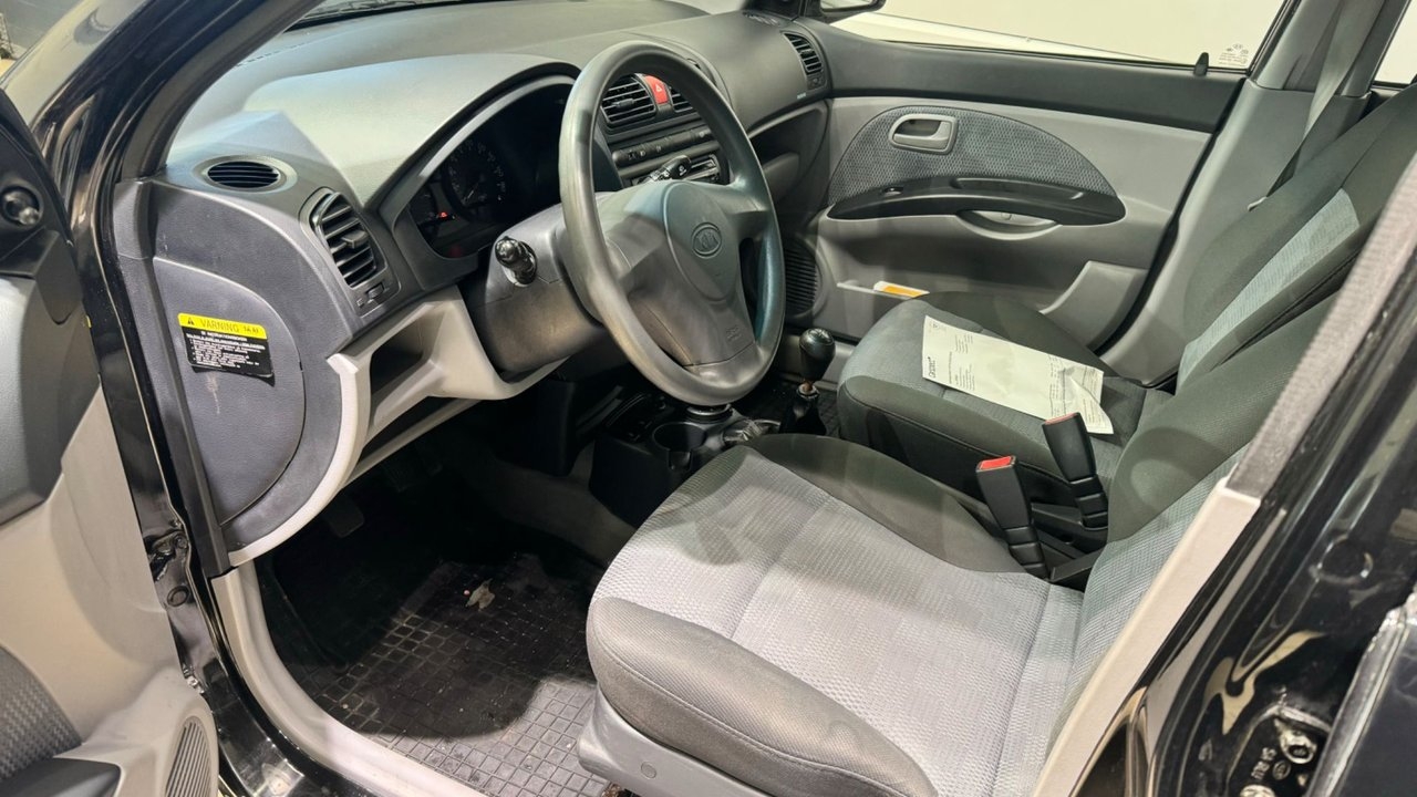 Kia Picanto 1.0 GLS Nybesiktigad 2007, bild 7/11