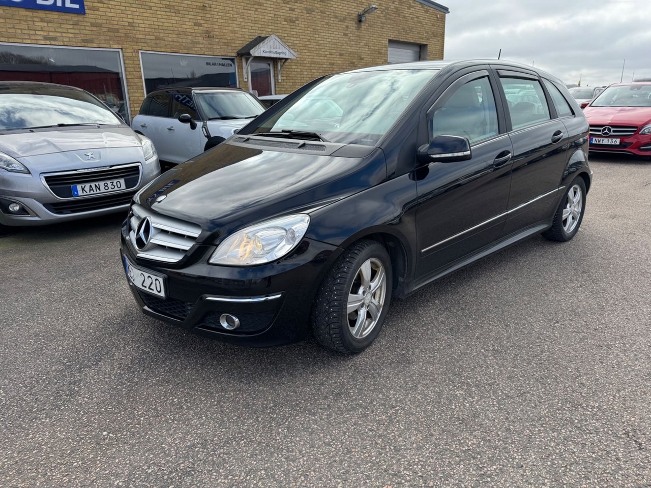 Mercedes-Benz B 180 Automat 2010, kuva 4/8