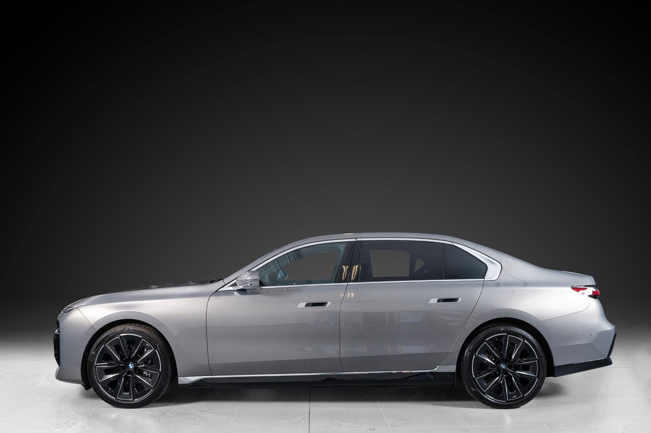 BMW i7 2023, bild 4/10