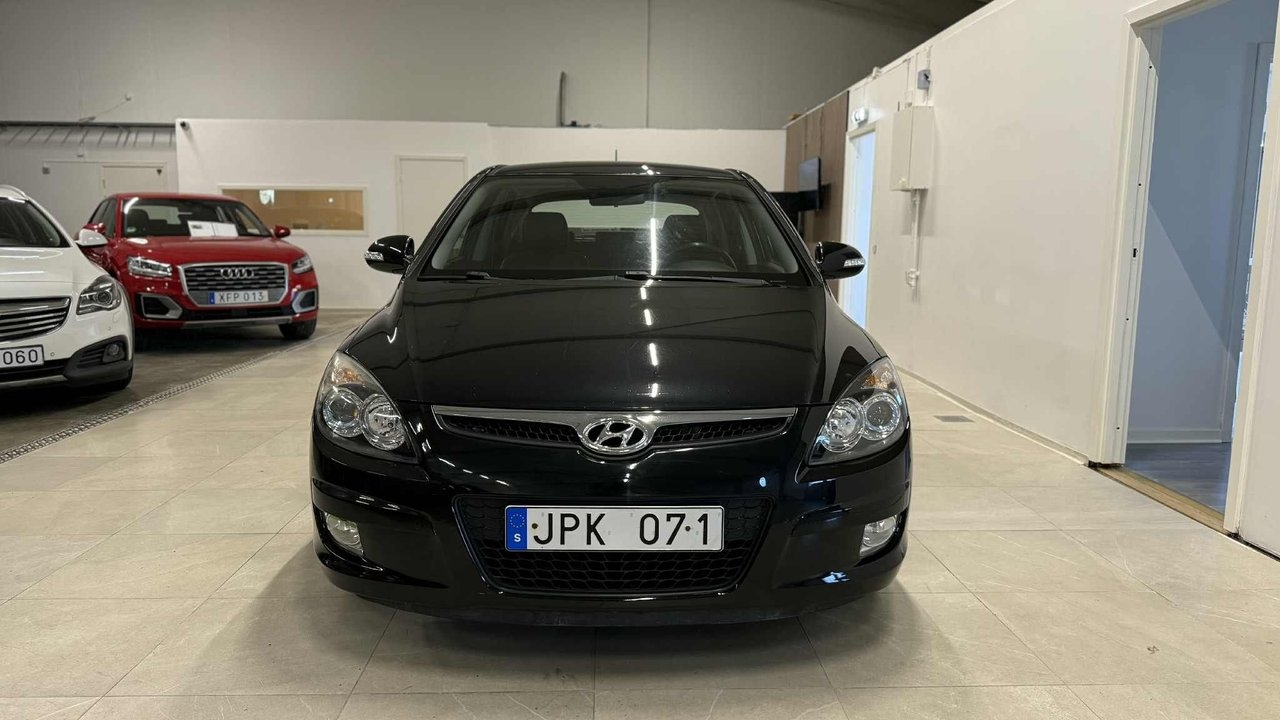 Hyundai i30 2.0 CRDi 2009, bild 2/10
