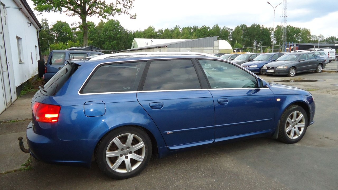Audi A4 2008, photo 7/17