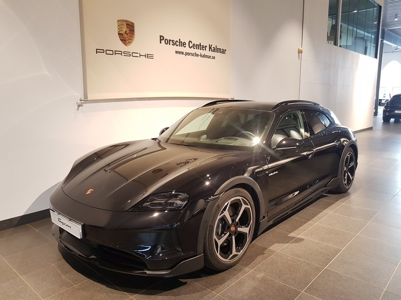 Porsche Taycan 2025, bild 2/10