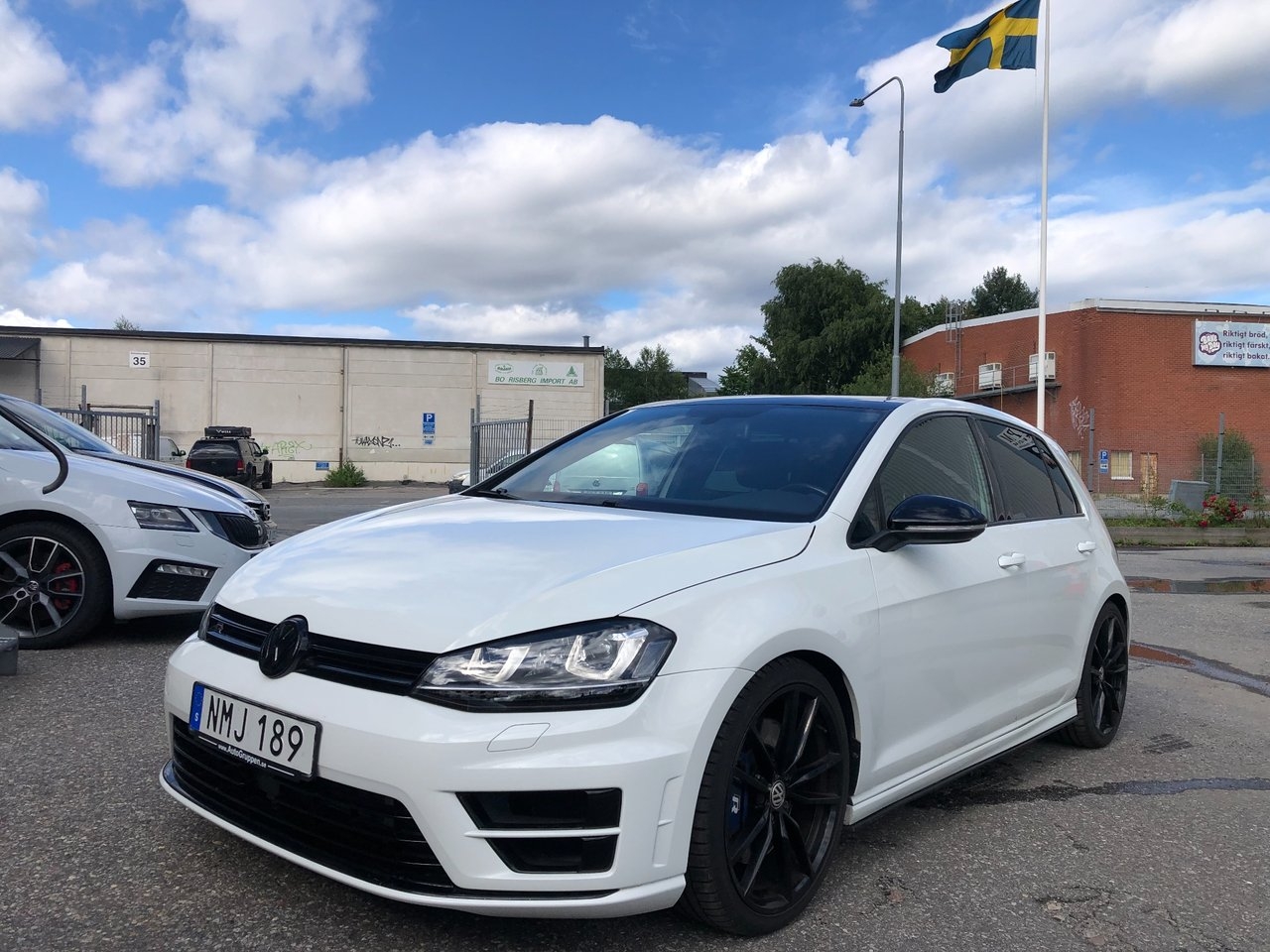 Volkswagen Golf VII R 2.0 TSI DSG 2015, bild 2/10