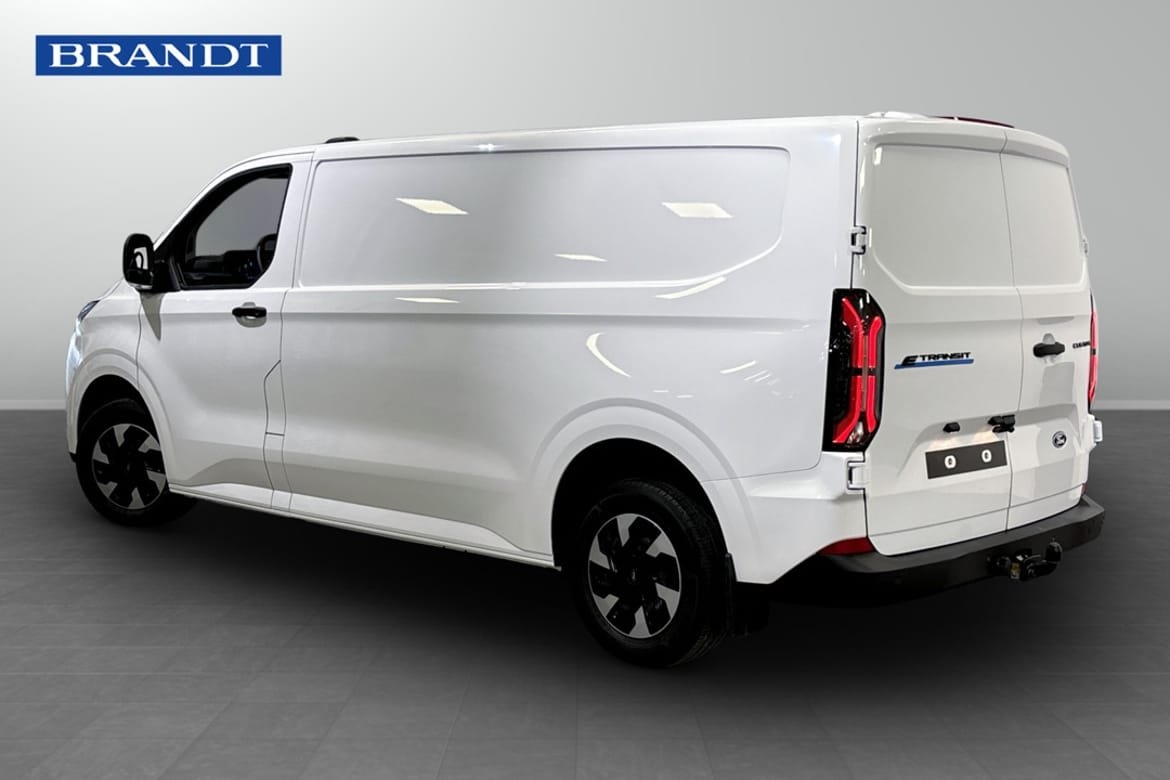 Ford E-Transit 2025, bild 4/10