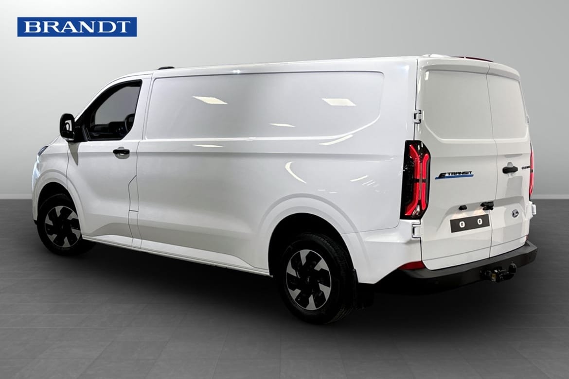 Ford E-Transit 2025, bild 3/10