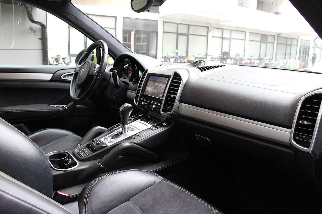 Porsche Cayenne 2013, bild 4/10