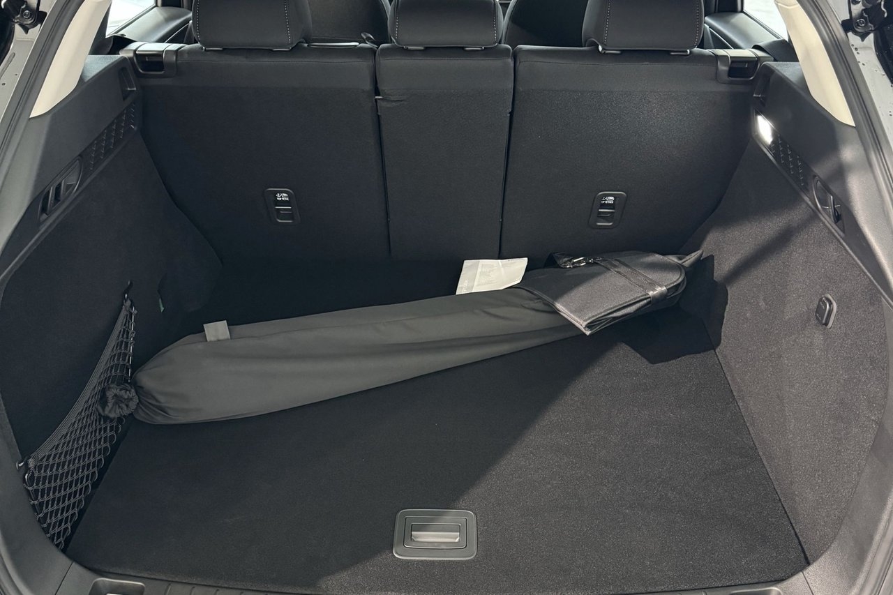 Mazda CX-60 2026, photo 4/10