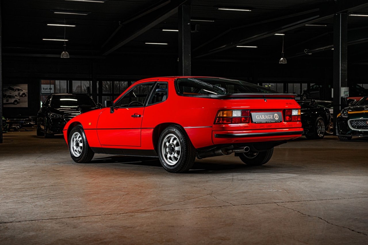 Porsche 924 1984, photo 4/27