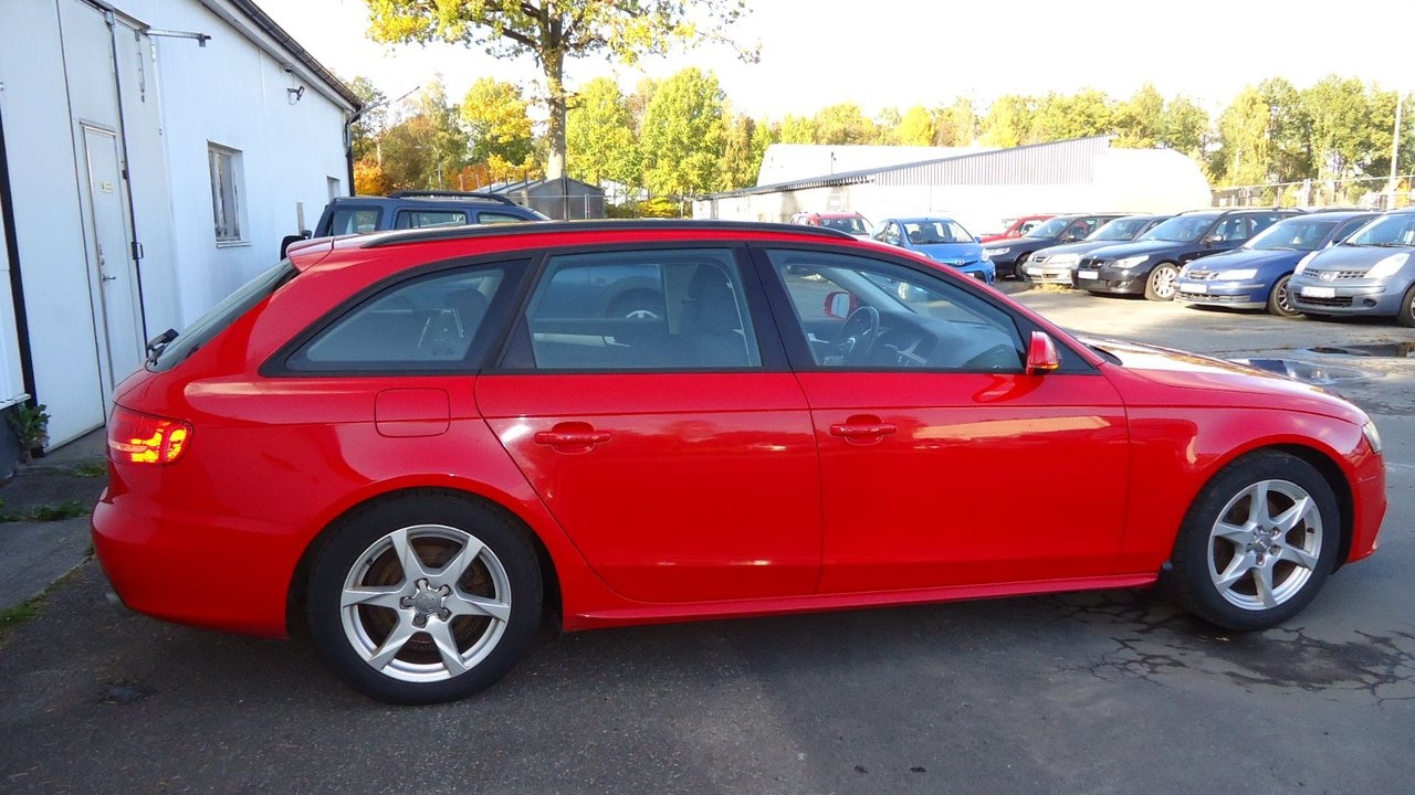 Audi A4 2011, kuva 6/10