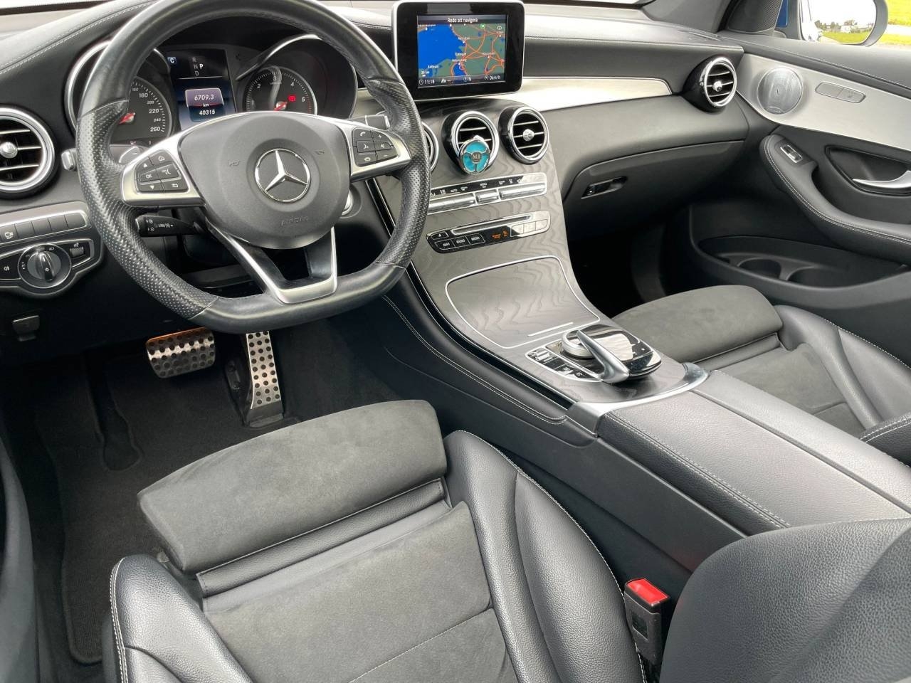 Mercedes-Benz GLC 2019, bild 4/10
