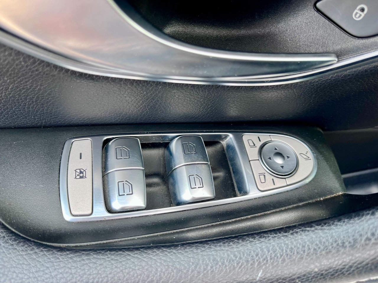Mercedes-Benz E 2018, bild 7/10