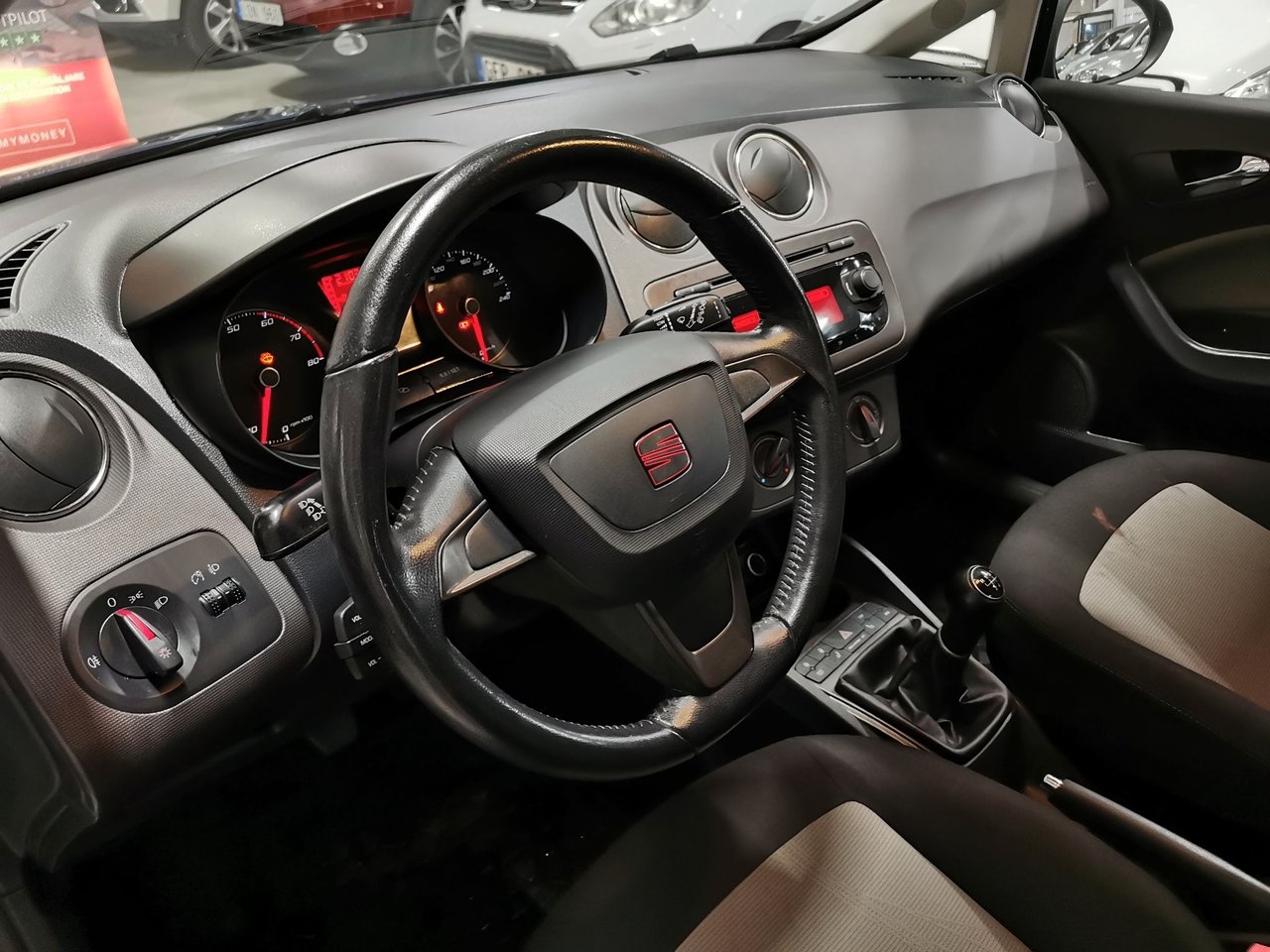 Seat Ibiza 2013, bild 7/17