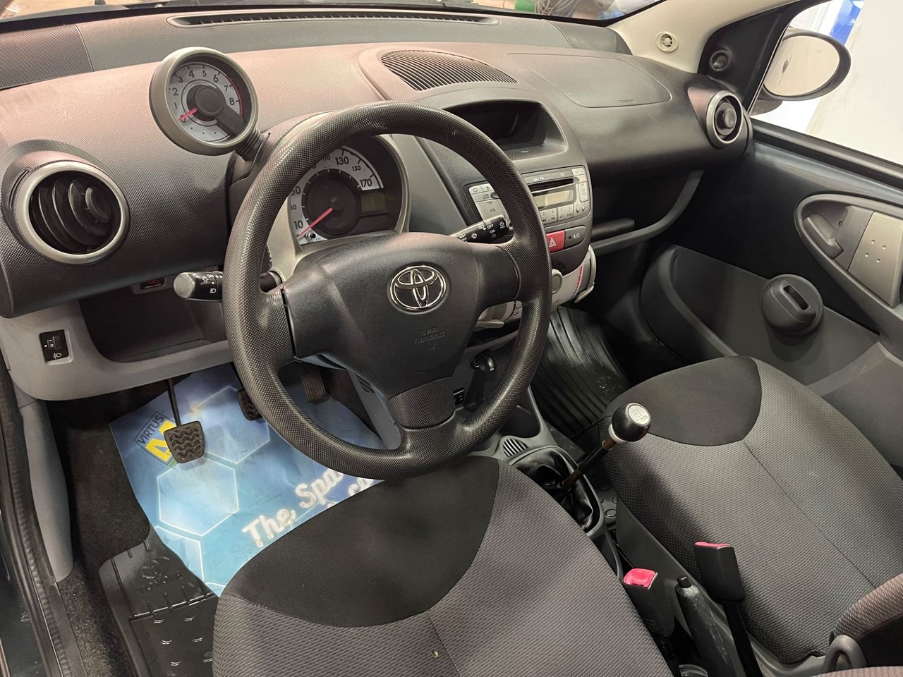 Toyota Aygo 5-dörrar 1.0 VVT-i Euro 4 2008, bild 6/10