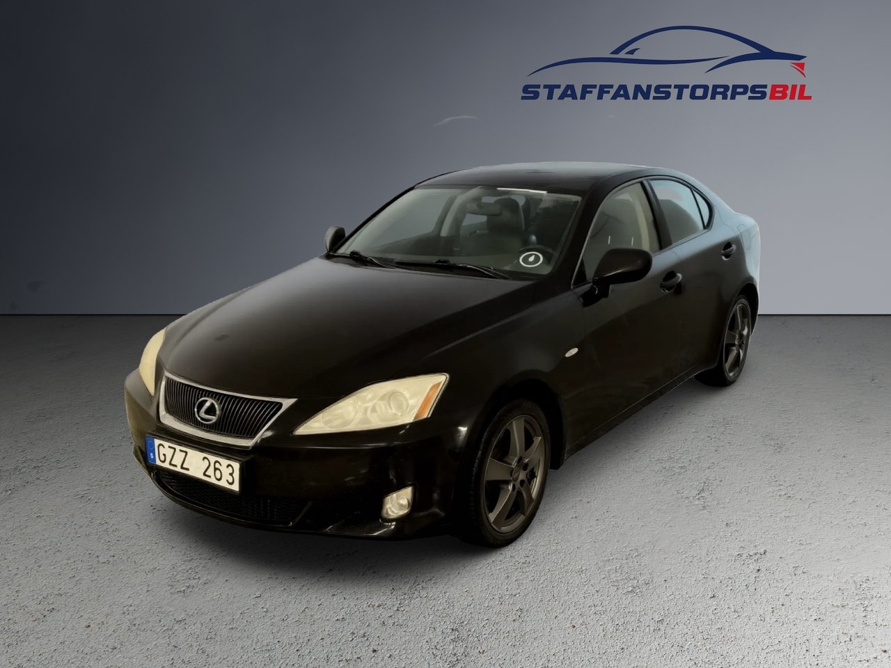Lexus IS