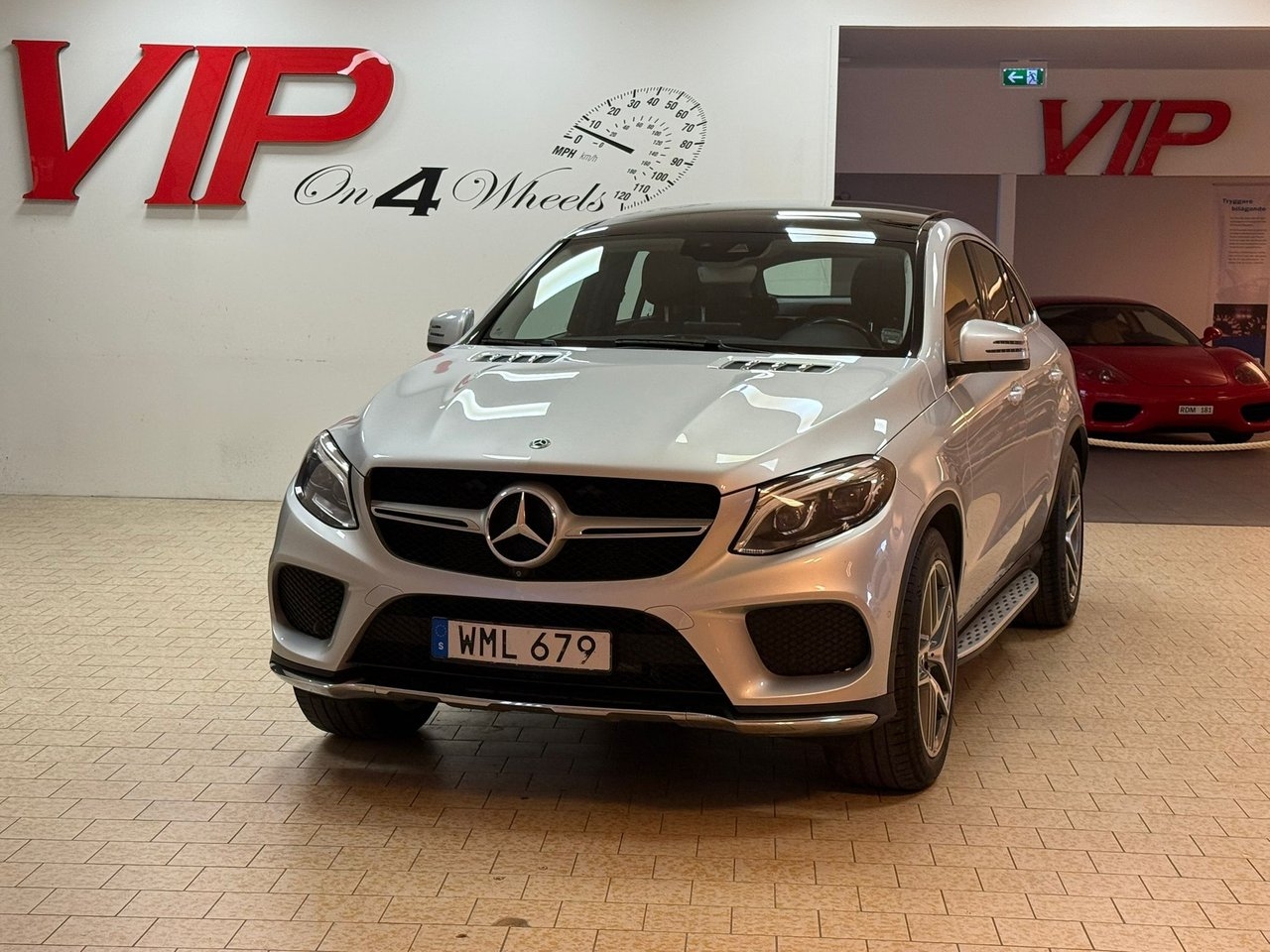 Mercedes-Benz GLE 2018, photo 2/27