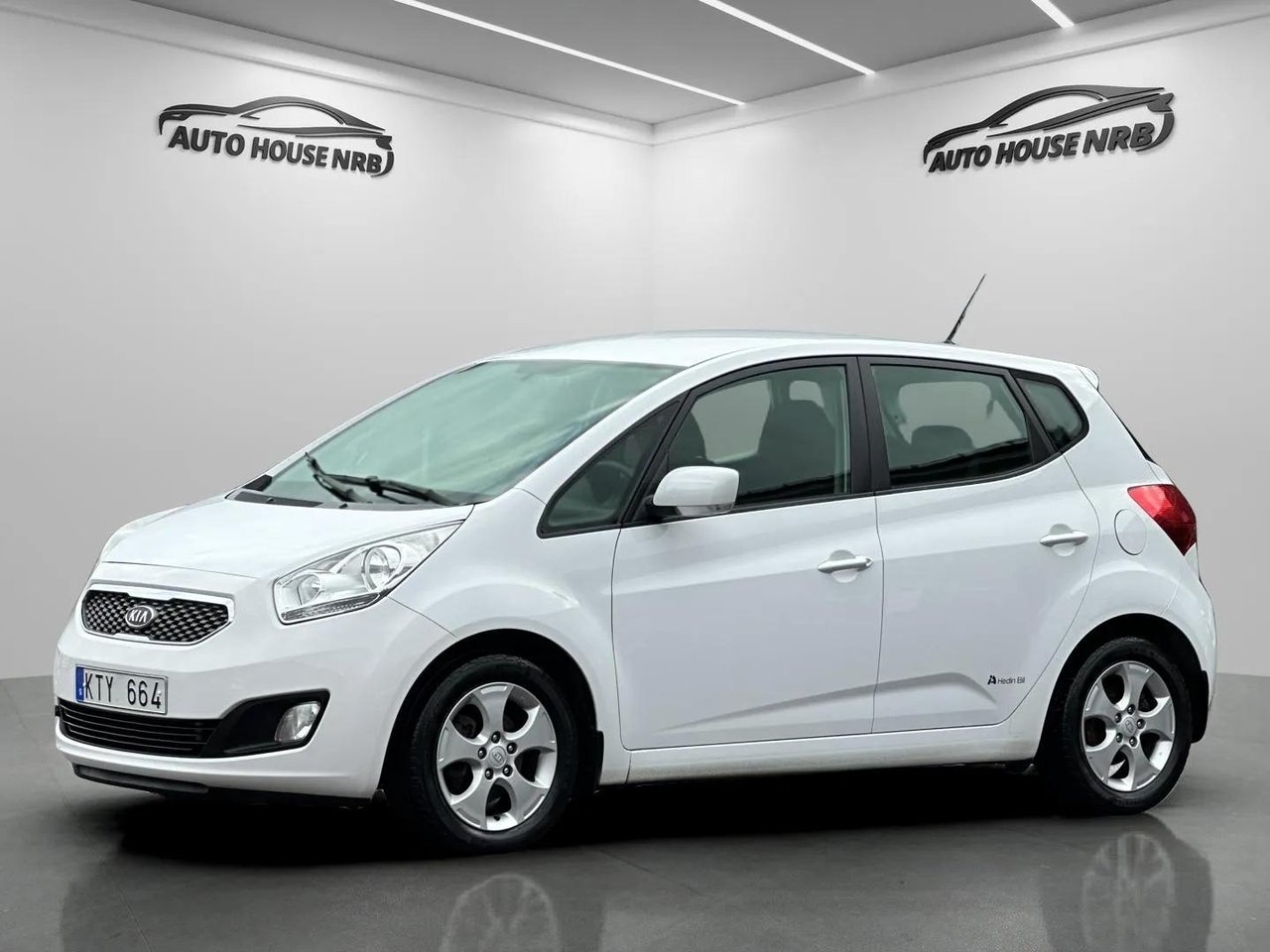 Kia Venga 2010, bild 2/10