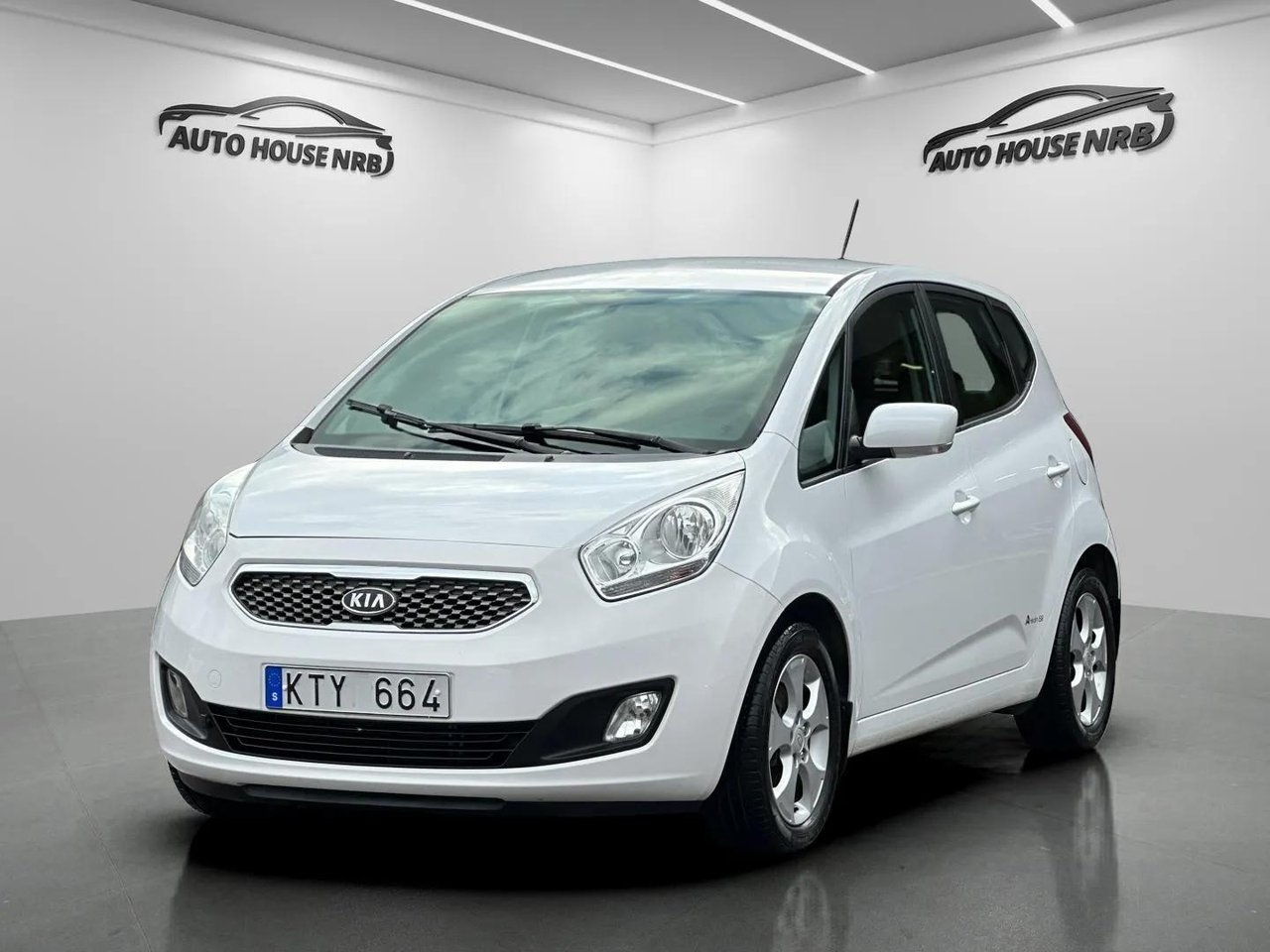 Kia Venga 2010, bild 3/10