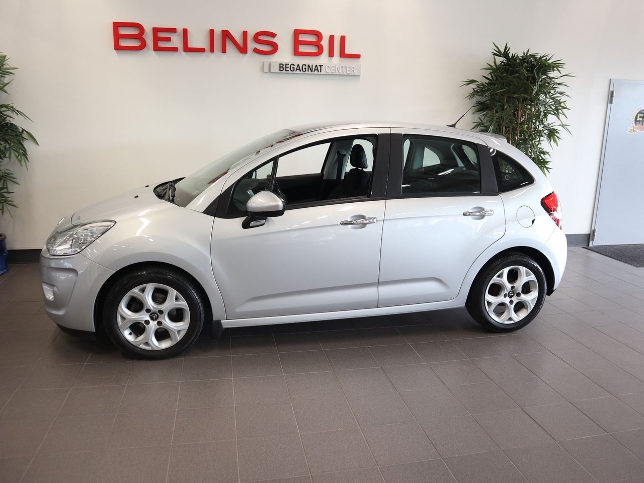 Citroen C3 2013, photo 2/9