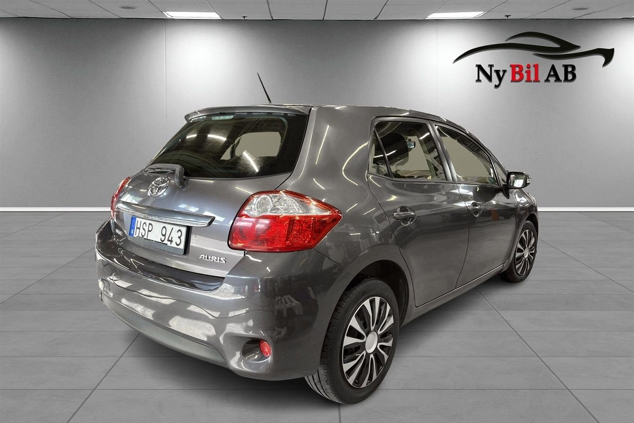 Toyota Auris 2010, bild 4/10