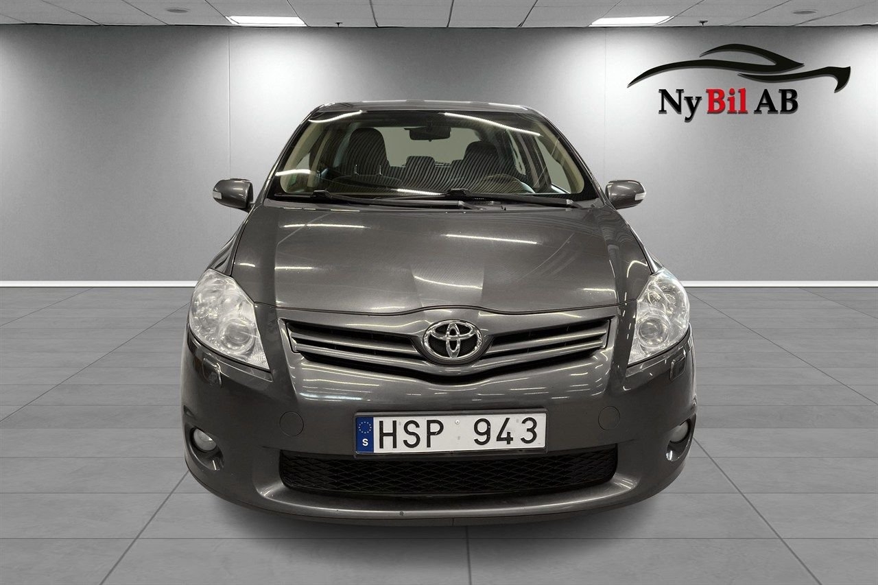 Toyota Auris 2010, bild 7/10
