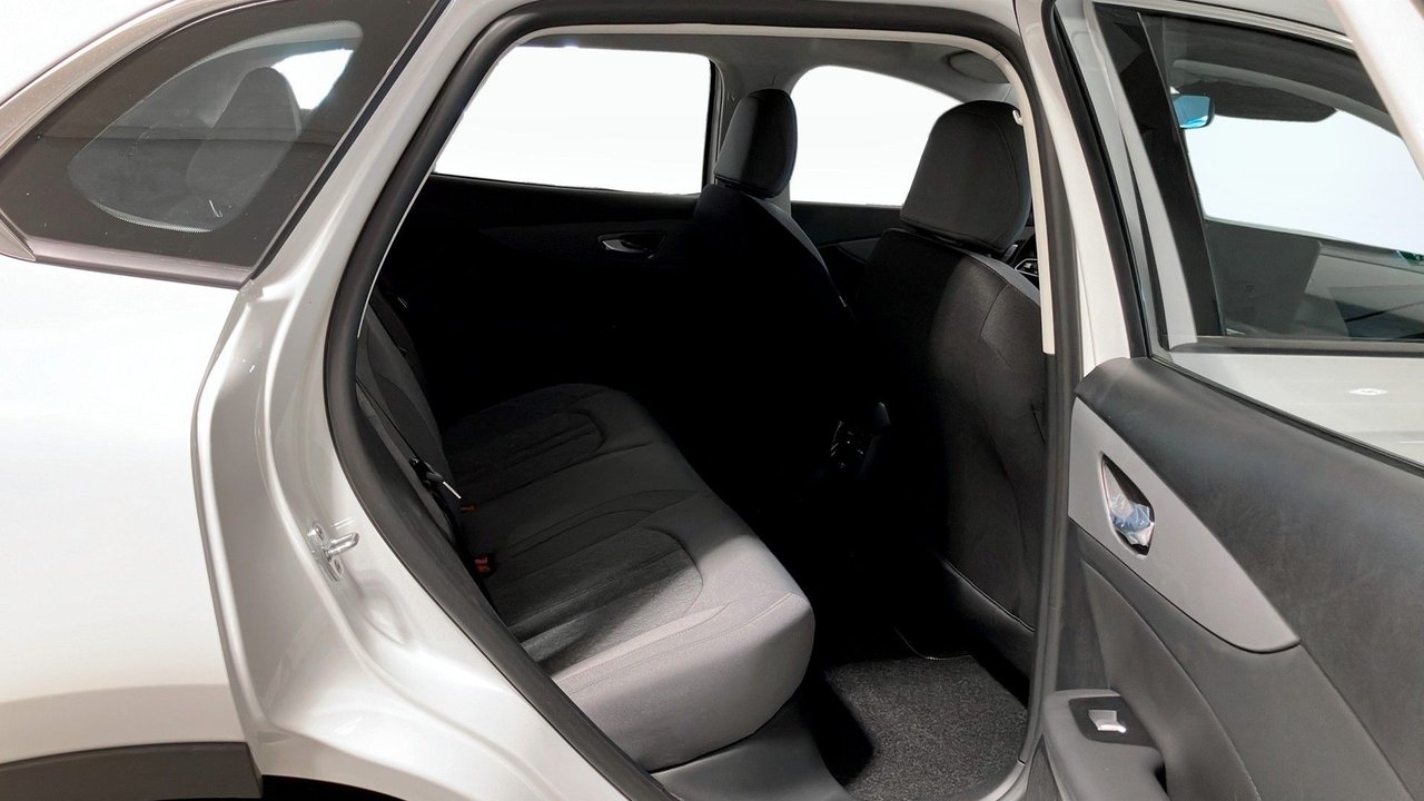 MG S5 EV Standard Range 2025, photo 5/10