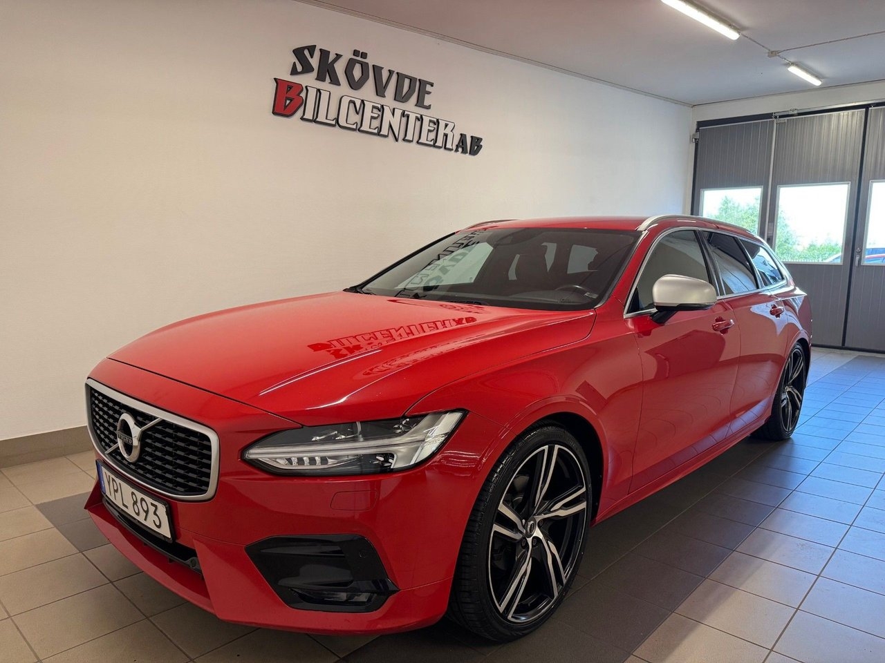 Volvo V90 2019, kuva 2/10
