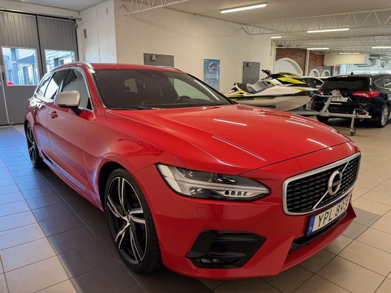 Volvo V90 2019, kuva 6/10