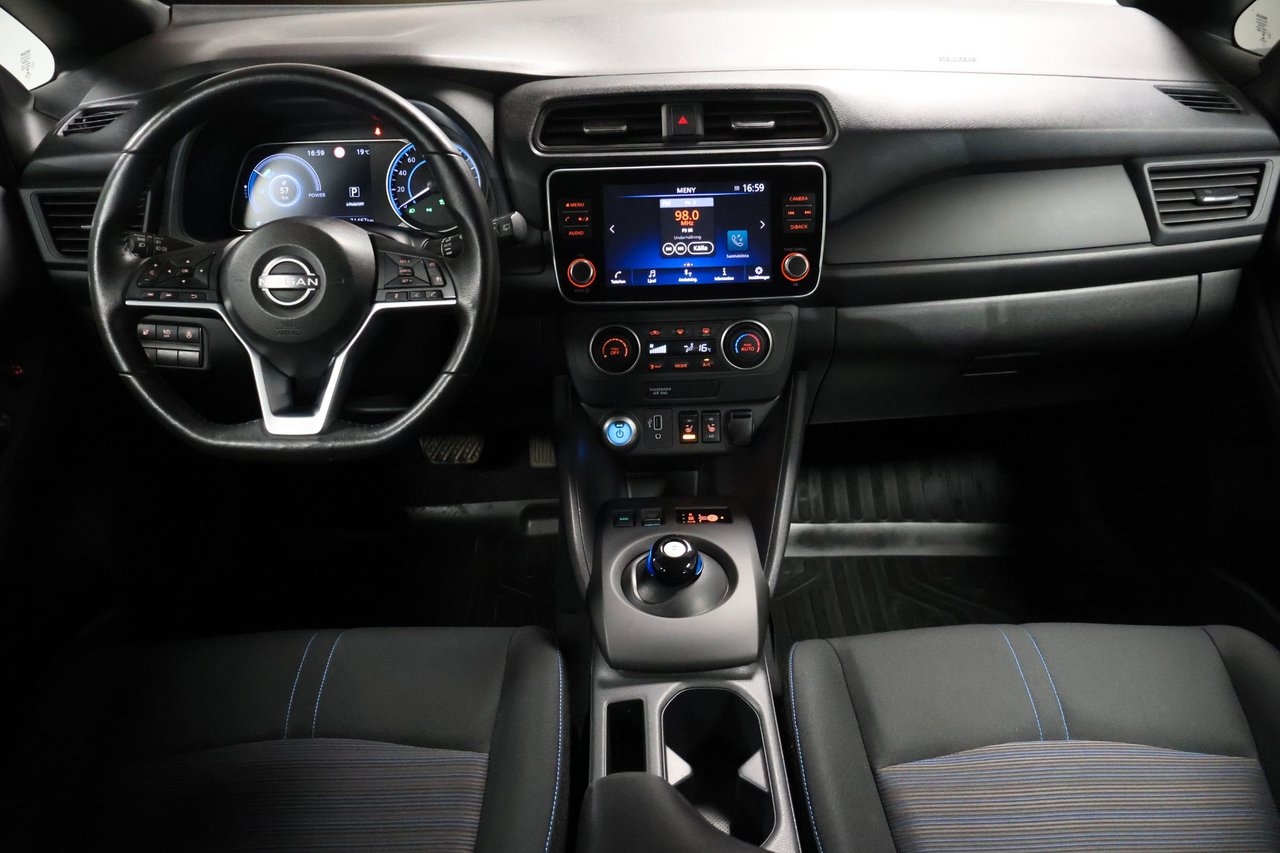 Nissan Leaf Acenta 39kWh 2022, bild 6/10