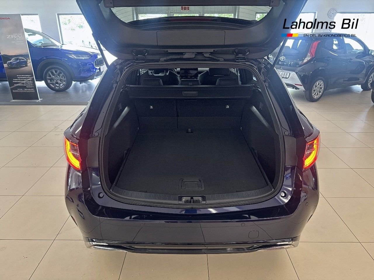Suzuki Swace 2024, bild 7/13