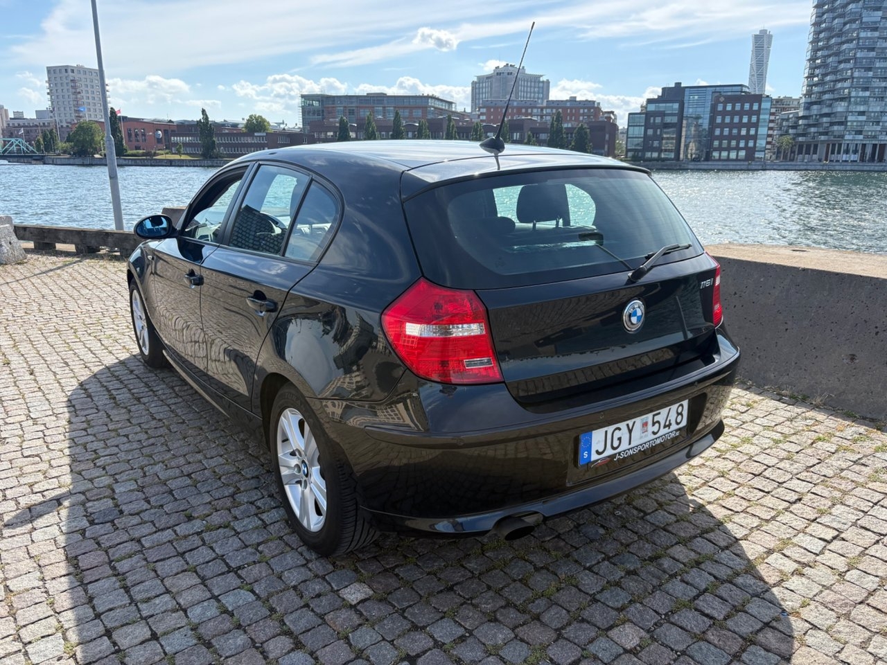 BMW 116 2009, photo 2/10