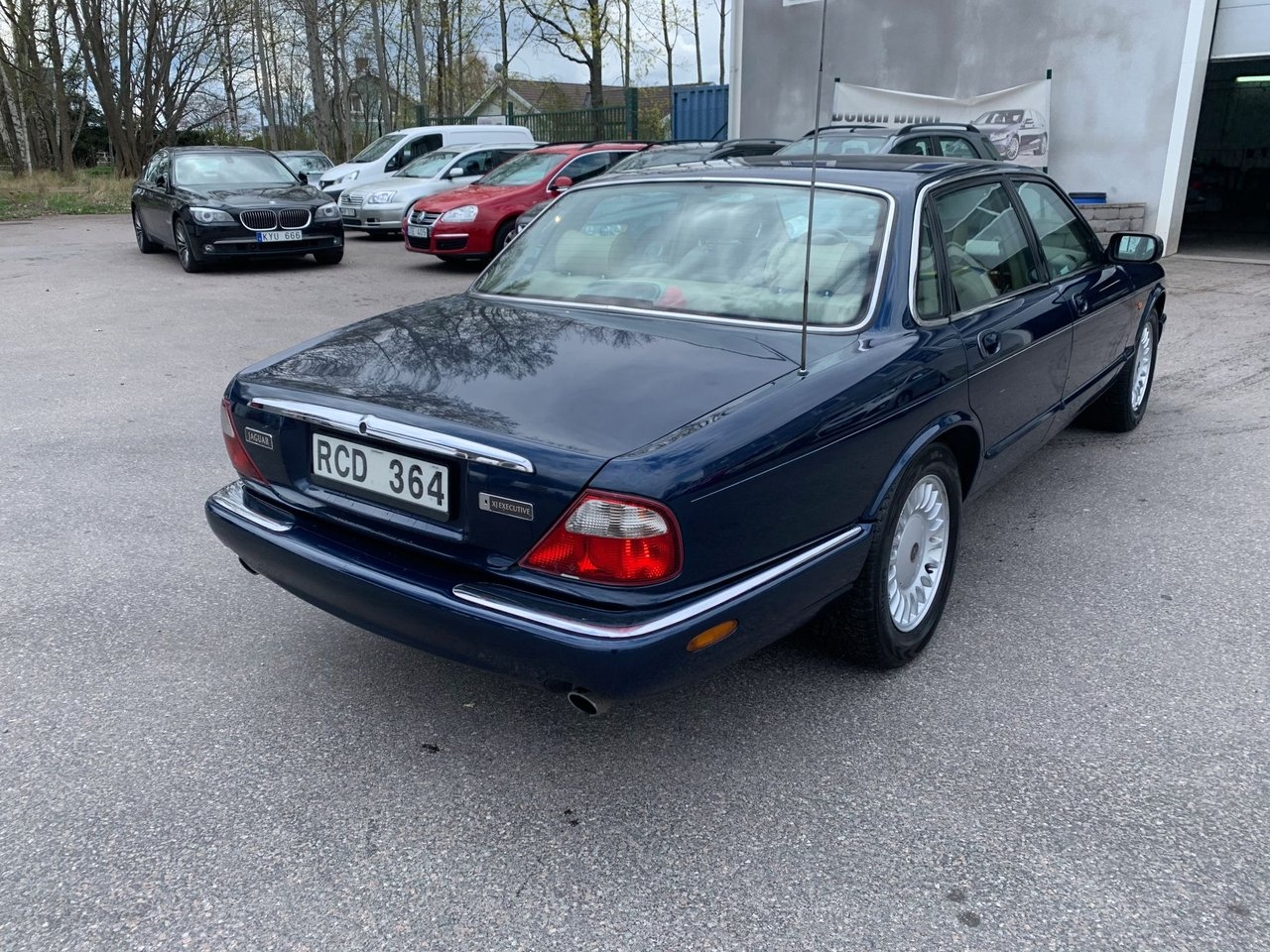 Jaguar XJ 3.2 V8 Automat Executive 237hk 2001, bild 3/10
